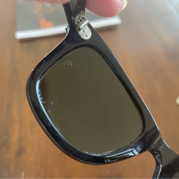 Rayban classic wayfarer sunglasses - Picture 8 of 11